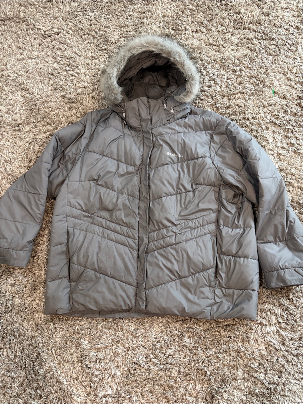 Columbia Women's Gray Insulated Jacket with Faux Fur Hood